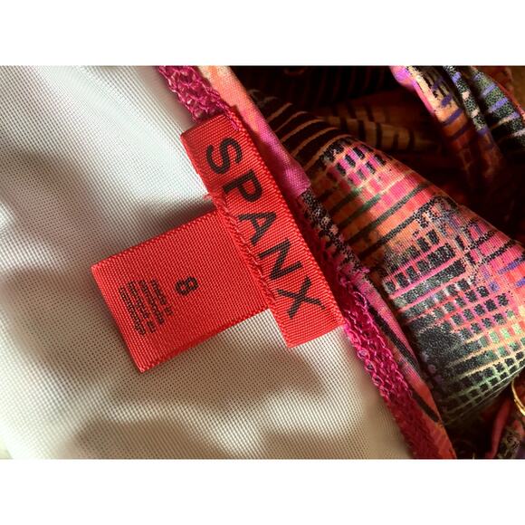 SPANX Draped One Piece Swimsuit Colorscreen Print Multi Color Size 8 PADDED BUST - Picture 3 of 5